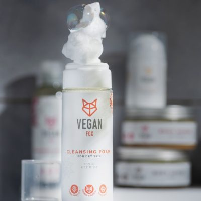 Cleansing Foam För Fet Och Blandad Hud, 200 ml Vegan Fox